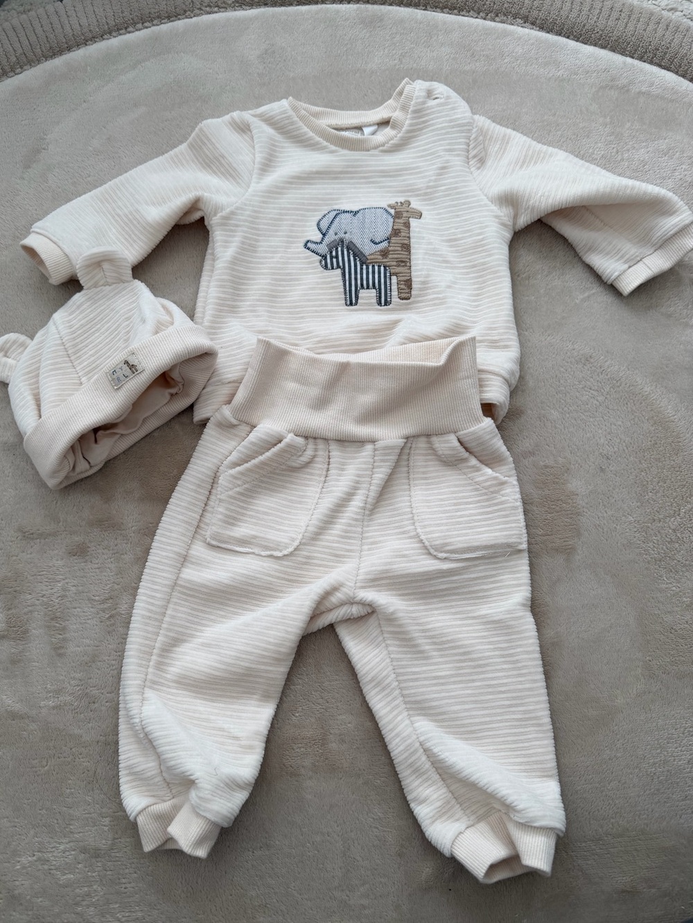 Mayoral Cream Ribbed Newborn Knit Set (3 piece) NWOT